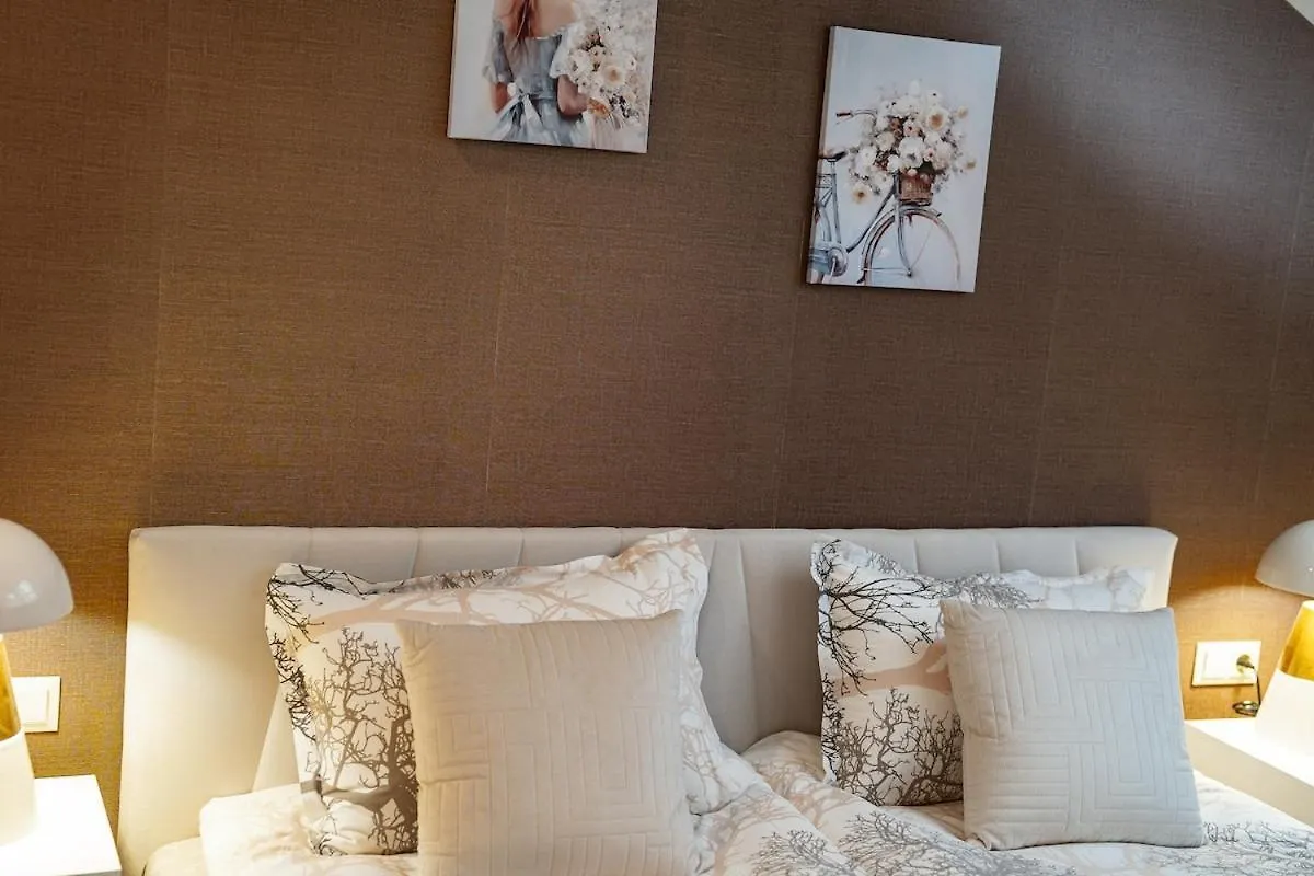 Luxury 2 Bedroom Apartment Spa - Breakfast - Free Parking Bansko 0*,